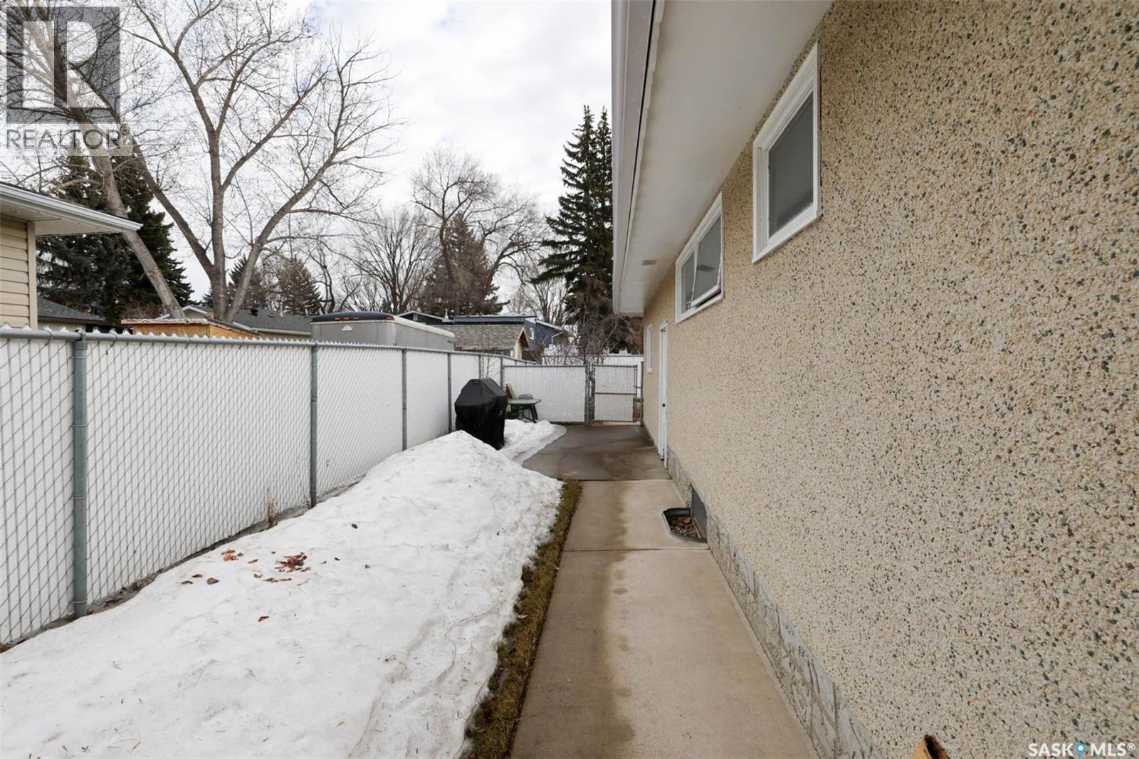 5450 Sherwood Drive, Regina, Saskatchewan  S4R 5M3 - Photo 36 - SK030972