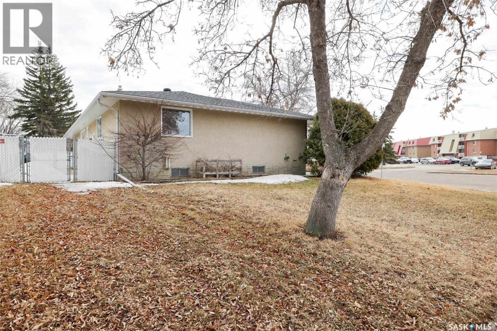 5450 Sherwood Drive, Regina, Saskatchewan  S4R 5M3 - Photo 39 - SK030972