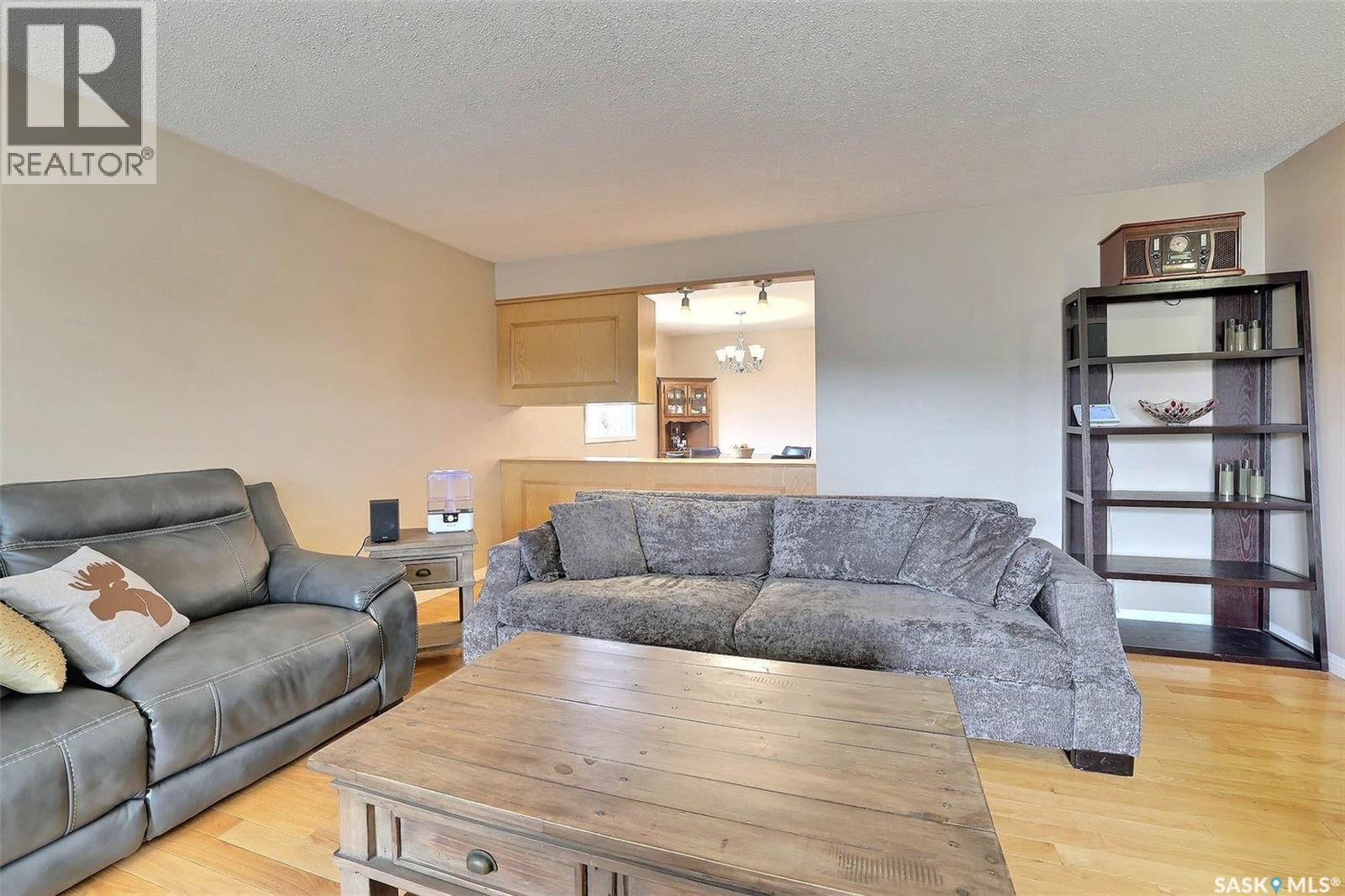 5450 Sherwood Drive, Regina, Saskatchewan  S4R 5M3 - Photo 5 - SK030972