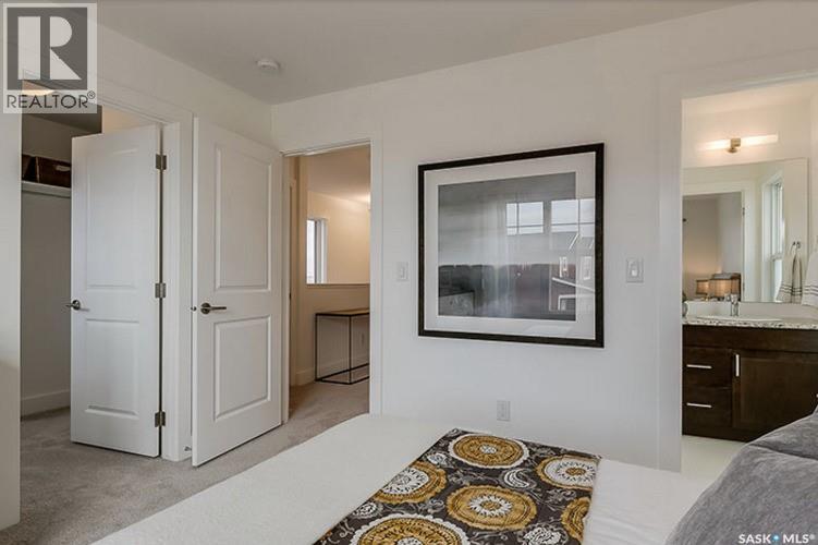 447 Eaton Lane, Saskatoon, Saskatchewan  S7V 0H5 - Photo 5 - SK030937