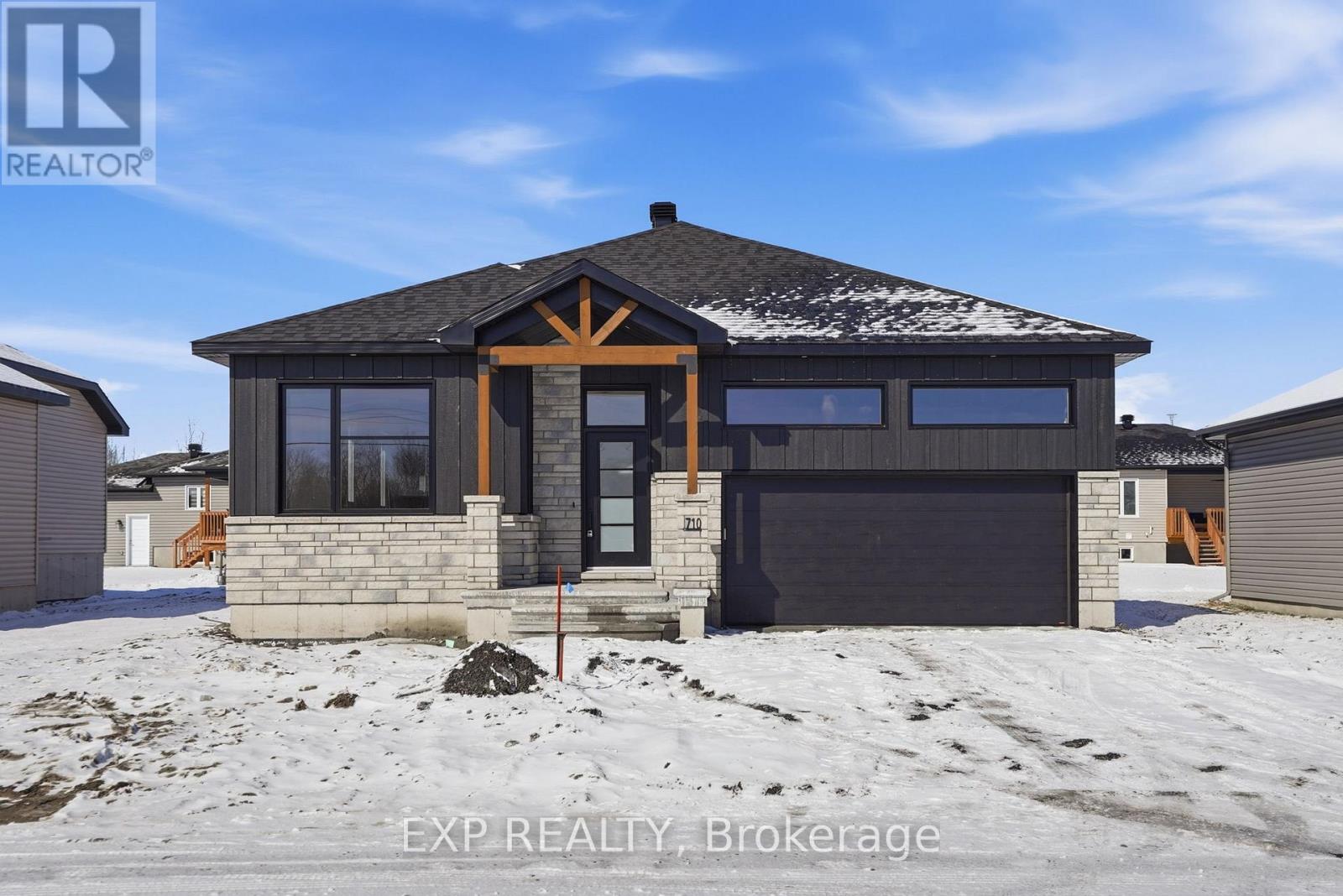 710 WEST STREET, Hawkesbury, Ontario