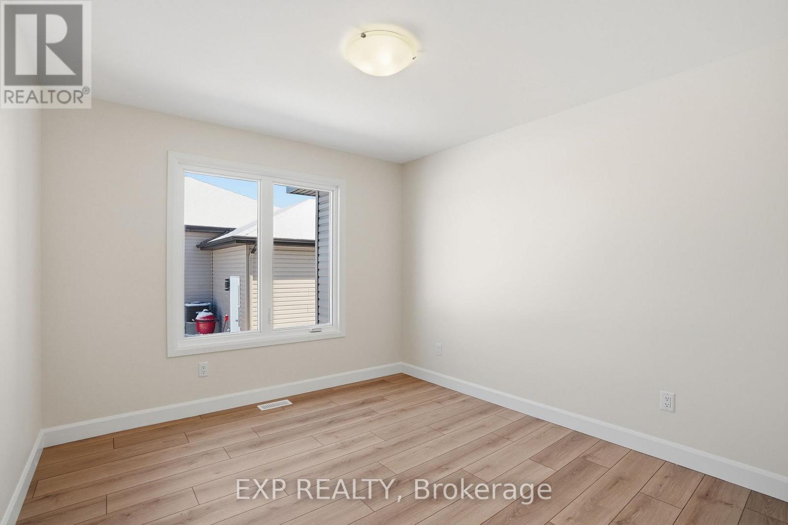 710 West Street, Hawkesbury, Ontario K6A 3X1 - Photo 21 - X12905466