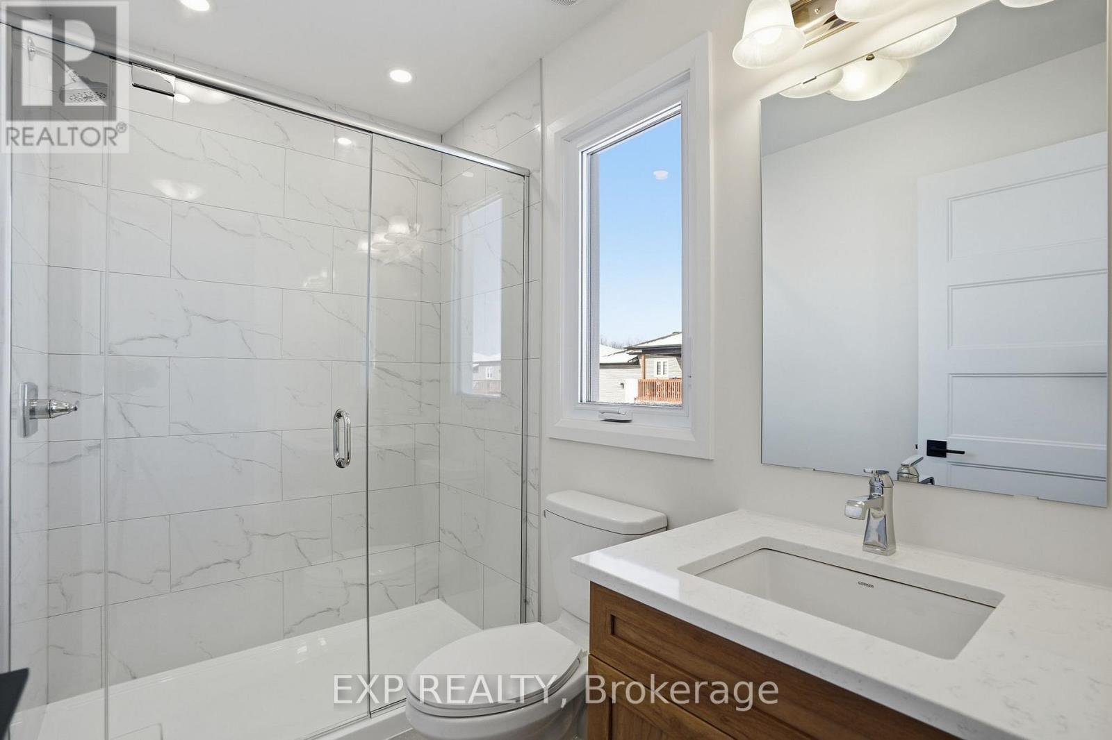 710 West Street, Hawkesbury, Ontario K6A 3X1 - Photo 24 - X12905466