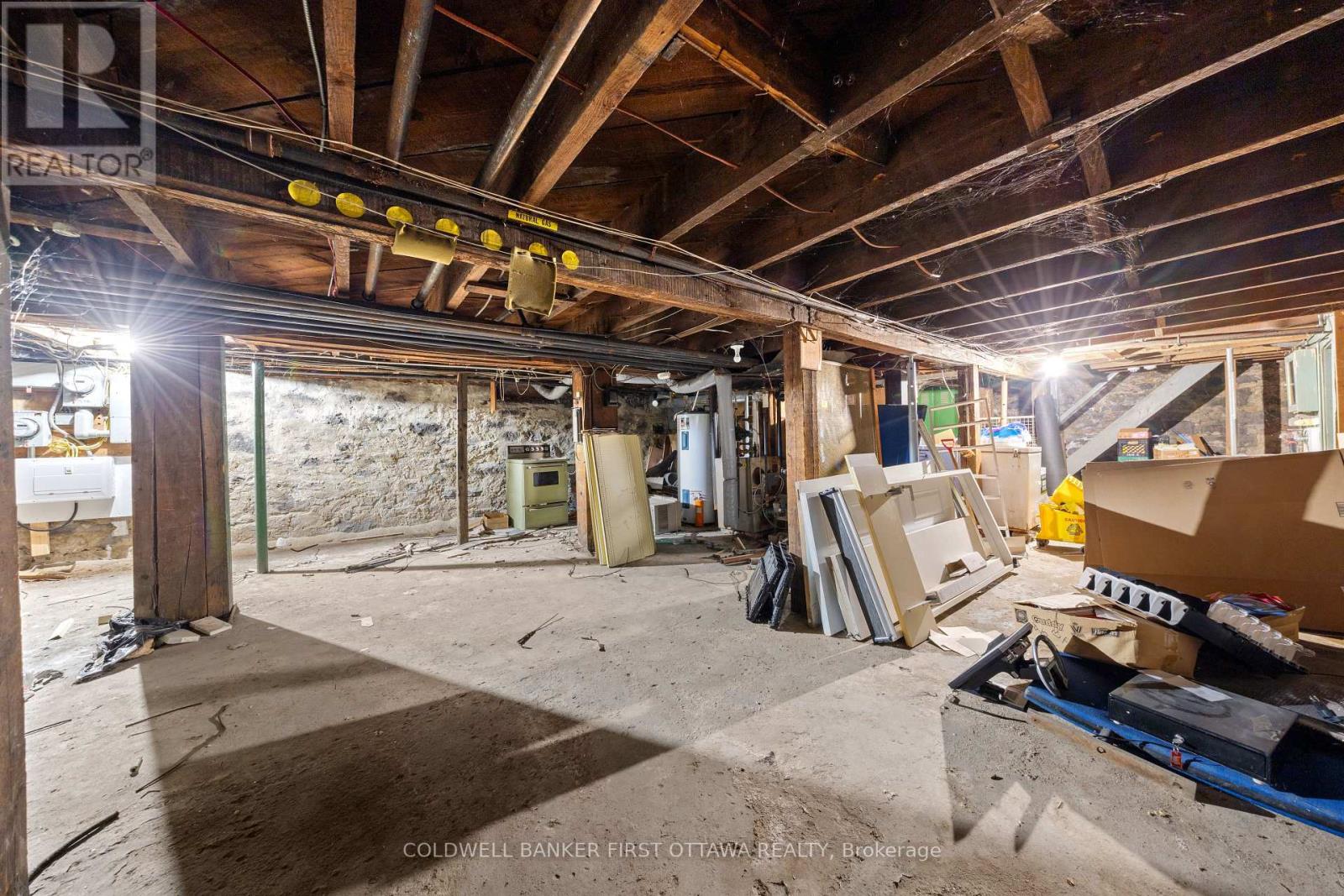 245 Bay Street, Ottawa, Ontario K1R 5Z4 - Photo 10 - X12905480