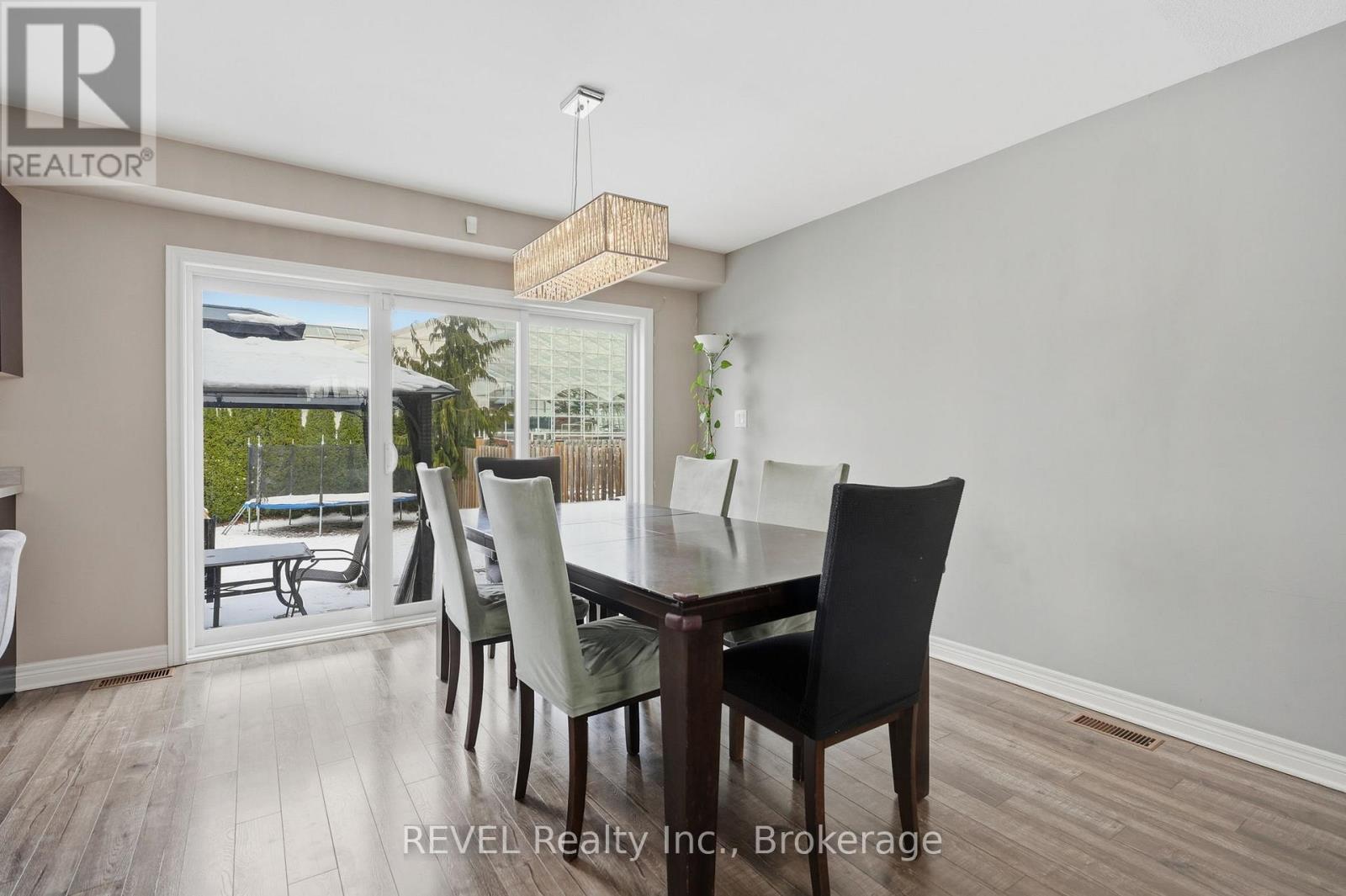 8553 Jennifer Crescent, Niagara Falls, Ontario  L2H 0J3 - Photo 13 - X12905492