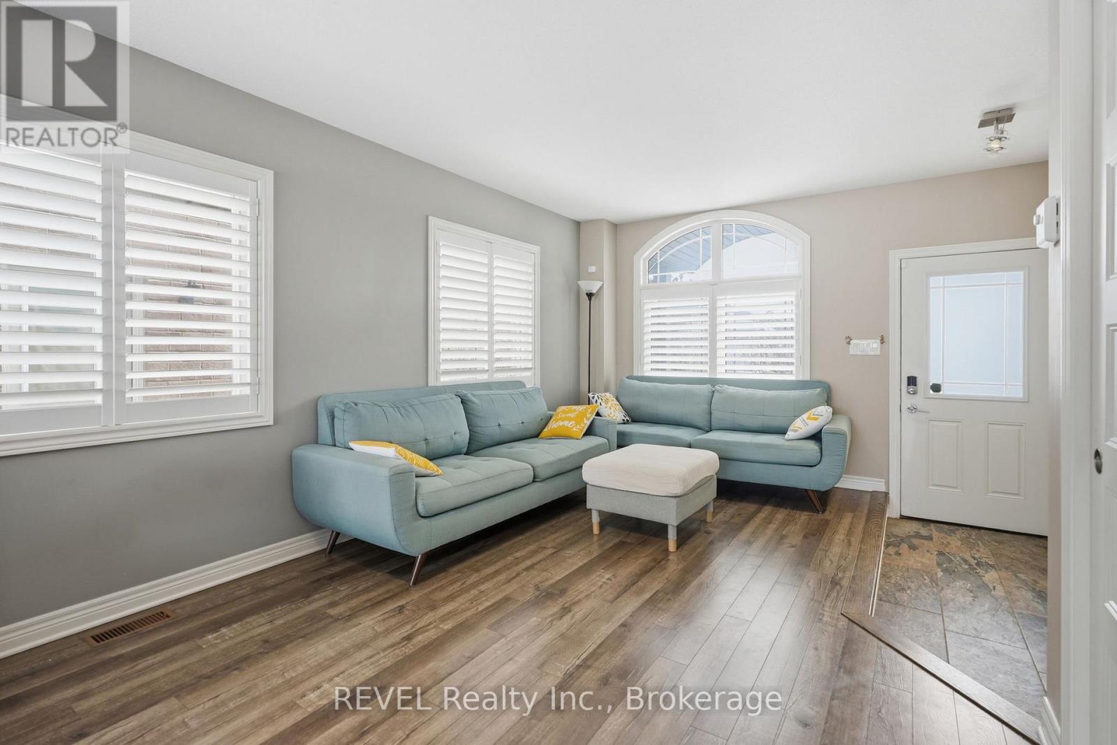 8553 Jennifer Crescent, Niagara Falls, Ontario  L2H 0J3 - Photo 9 - X12905492