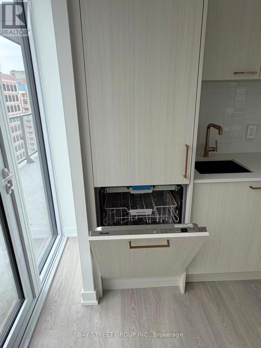 2003 - 634 Church Street, Toronto, Ontario M4Y 2G3 - Photo 7 - C12905504