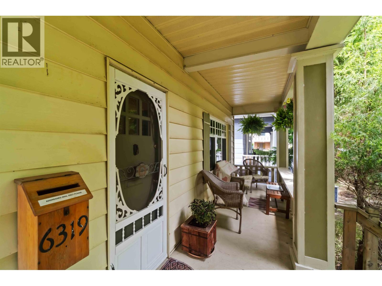 6319 Sophia Street, Vancouver, British Columbia V5W 2W7 - Photo 2 - R3102067