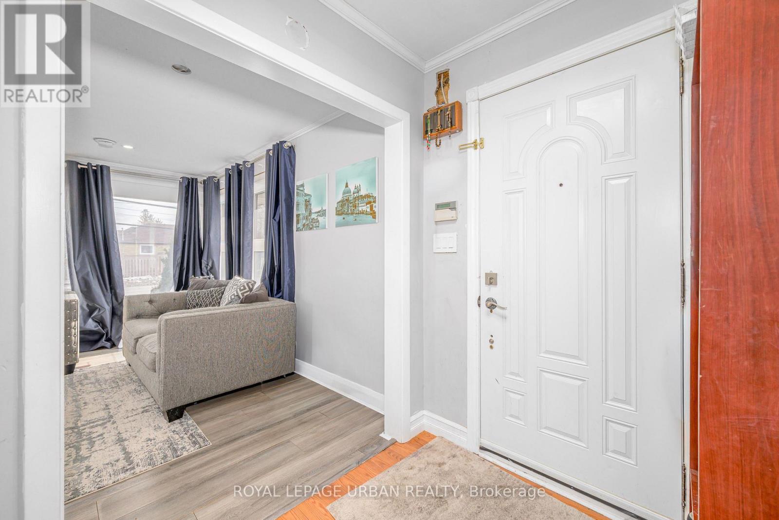 92 Rossland Road E, Oshawa, Ontario  L1G 2W3 - Photo 6 - E12895152