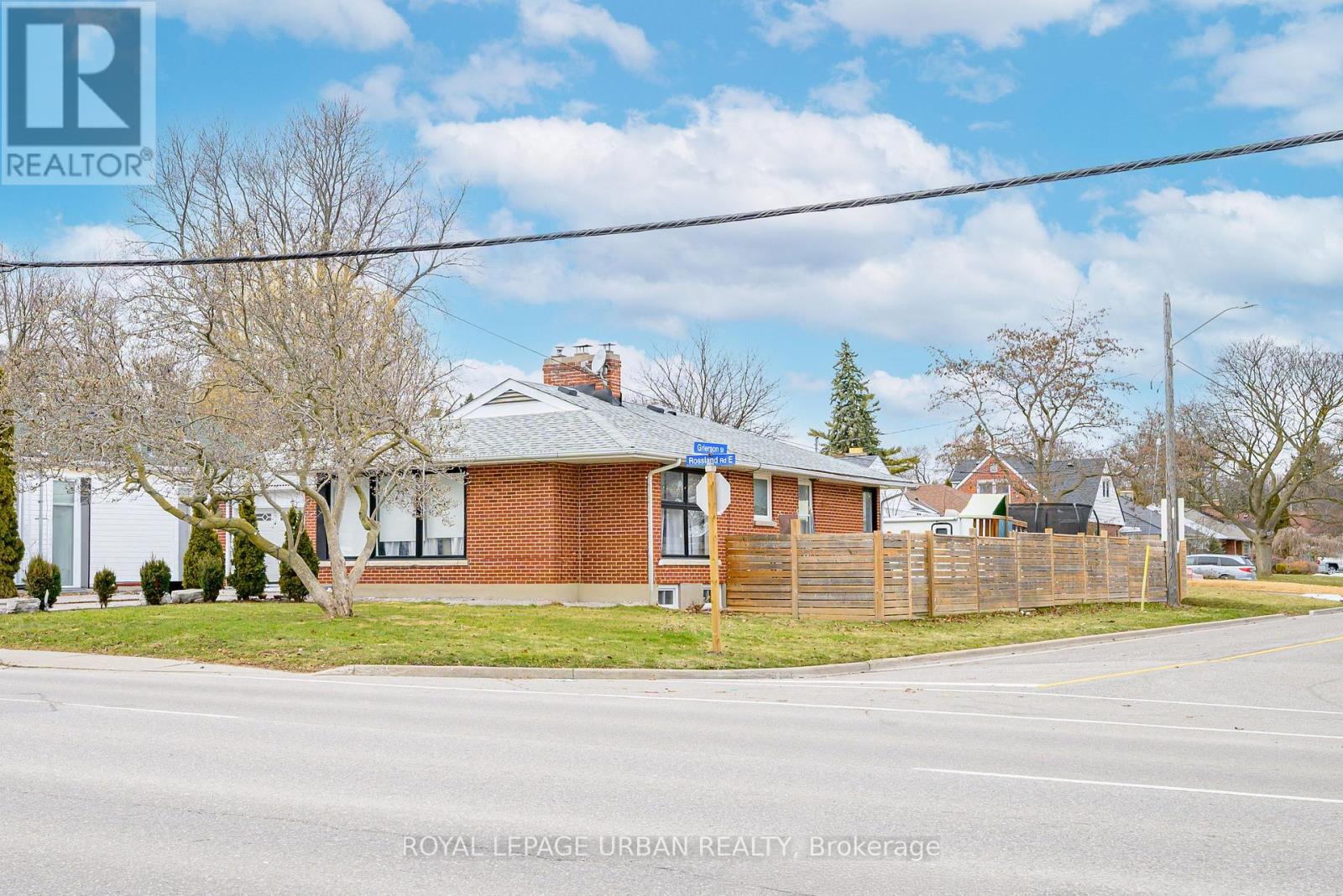 92 Rossland Road E, Oshawa, Ontario  L1G 2W3 - Photo 41 - E12895152