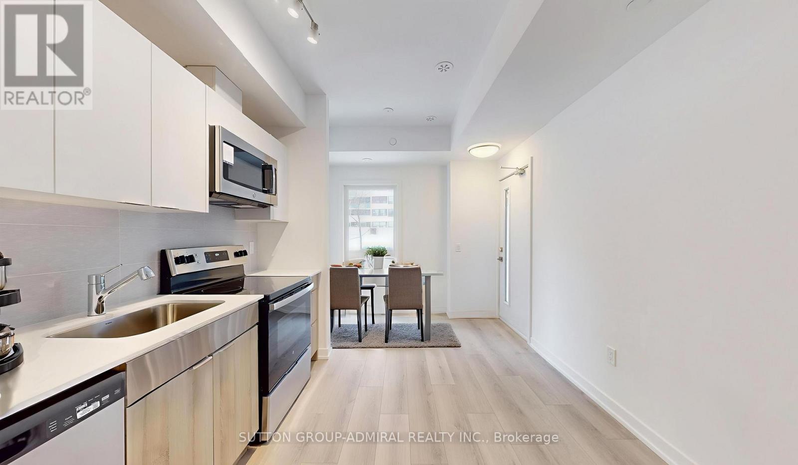 12 - 3069 PHARMACY AVENUE, Toronto, Ontario