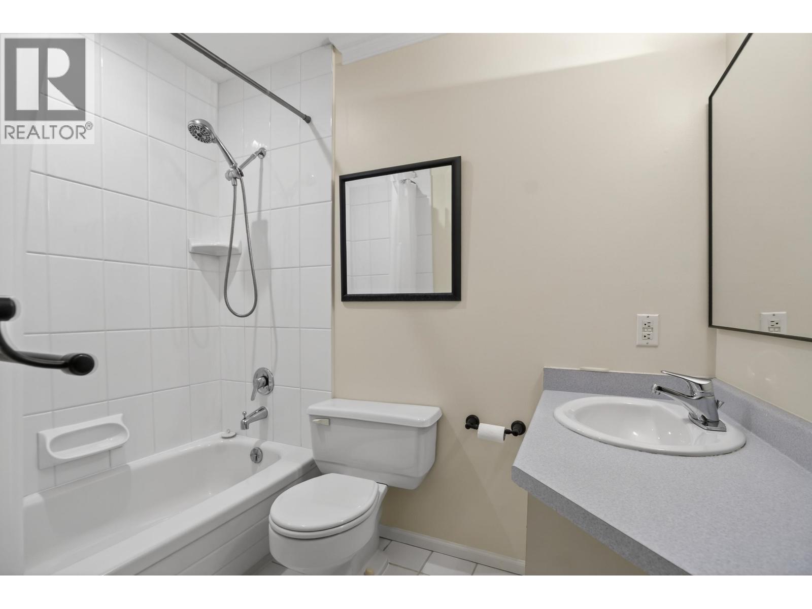 4 3301 W 16th Avenue, Vancouver, British Columbia  V6R 3B7 - Photo 23 - R3100901