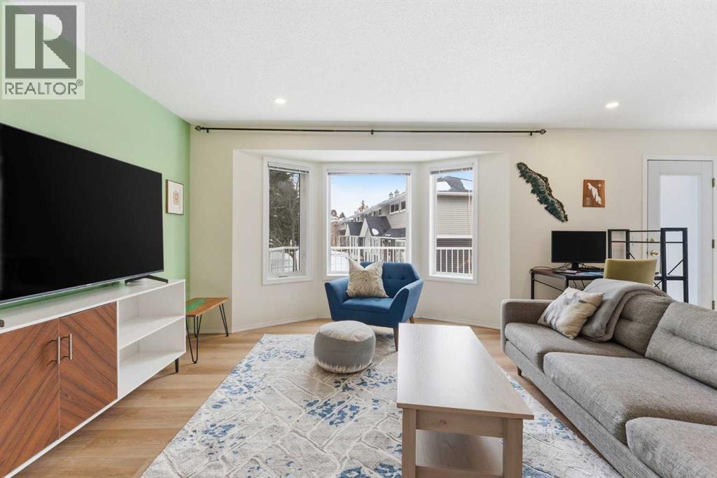 539 Regal Park NE, Calgary, Alberta  T2E 0S6 - Photo 9 - A2294262