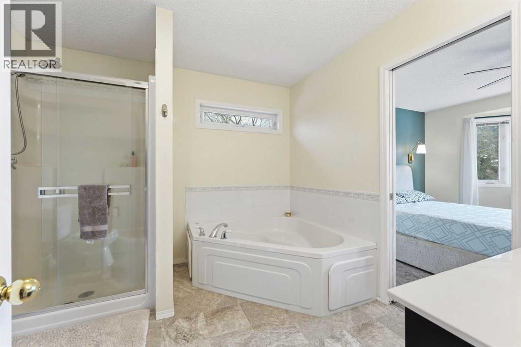 539 Regal Park NE, Calgary, Alberta  T2E 0S6 - Photo 26 - A2294262