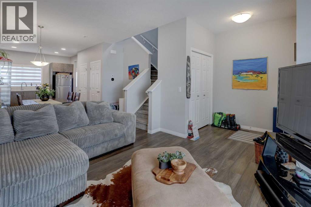 211 Chinook Gate Boulevard Sw, Airdrie, Alberta  T4B 5J4 - Photo 6 - A2295194
