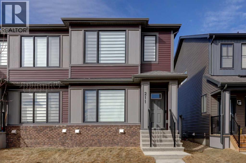 211 Chinook Gate Boulevard Sw, Airdrie, Alberta  T4B 5J4 - Photo 2 - A2295194