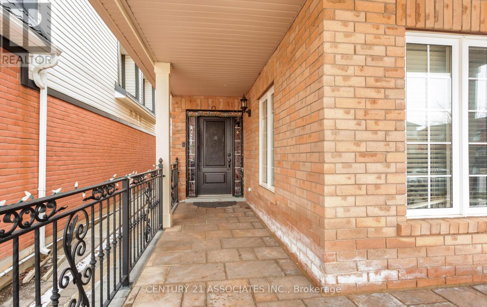 (Upper Levels) - 998 Vickerman Way, Milton, Ontario  L9T 0J6 - Photo 2 - W12905460