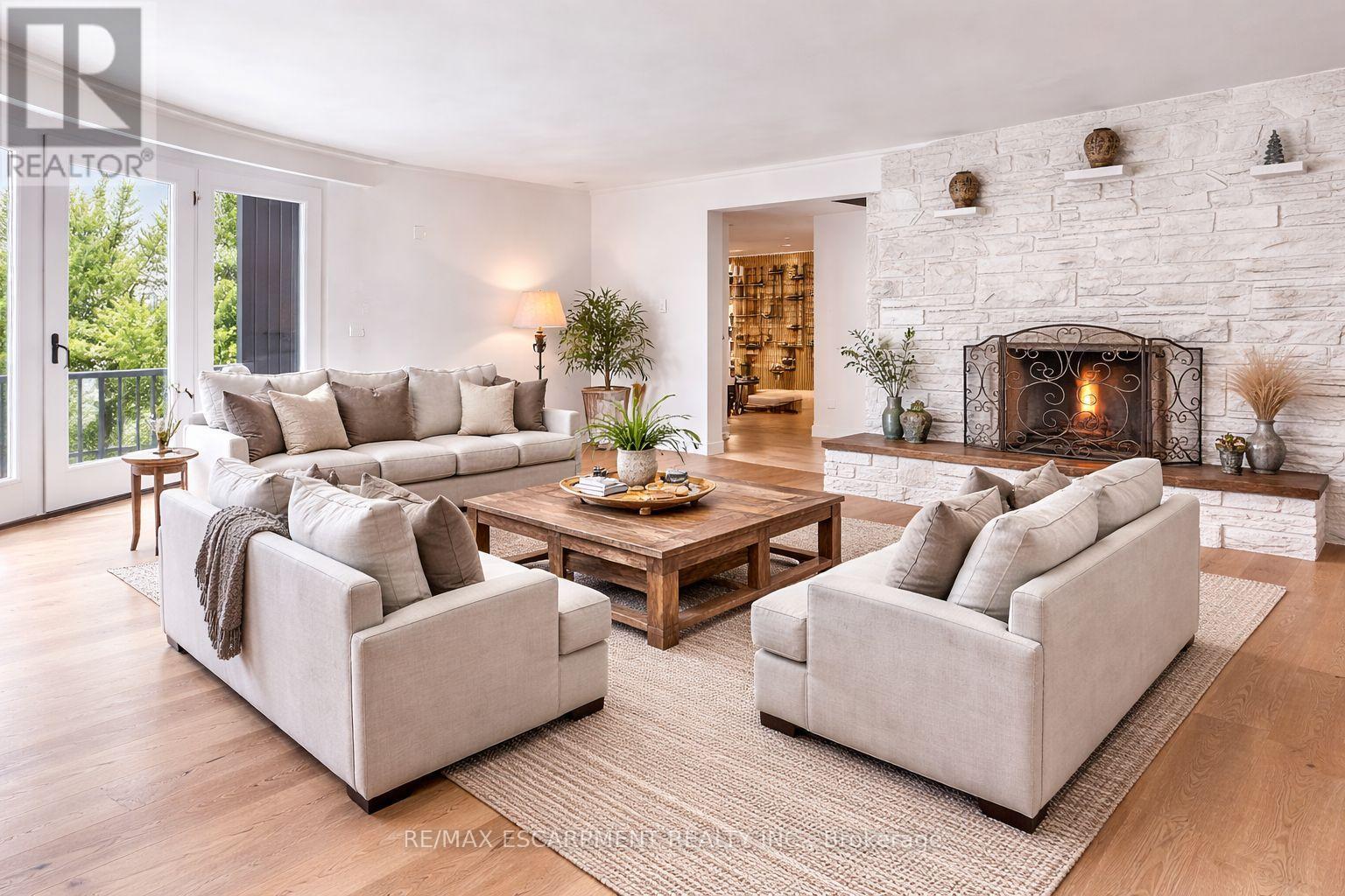 625 Sir Richard's Road, Mississauga, Ontario  L5C 1A3 - Photo 23 - W12905502