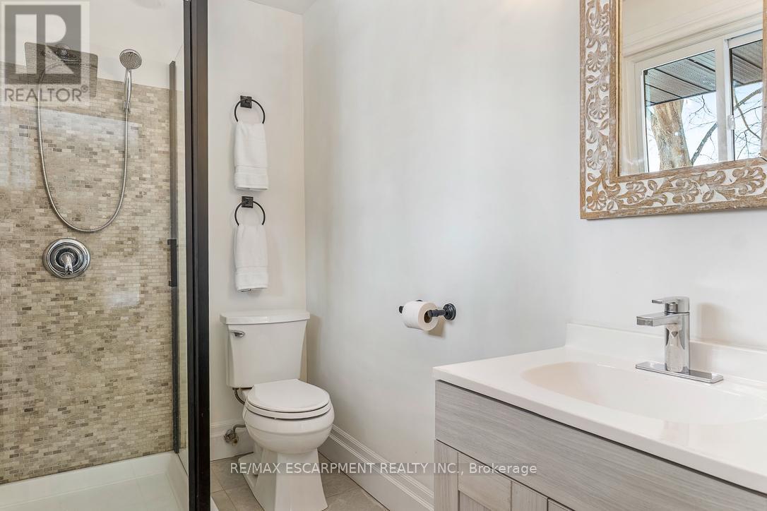 625 Sir Richard's Road, Mississauga, Ontario  L5C 1A3 - Photo 26 - W12905502