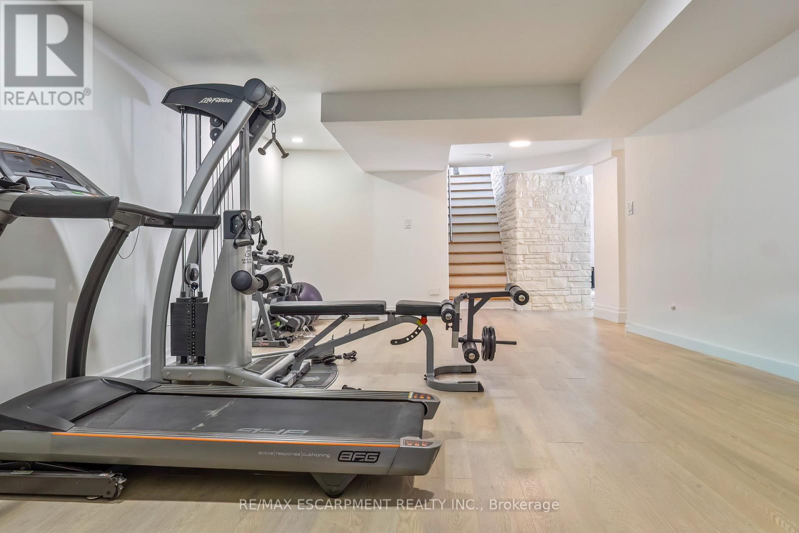 625 Sir Richard's Road, Mississauga, Ontario  L5C 1A3 - Photo 38 - W12905502