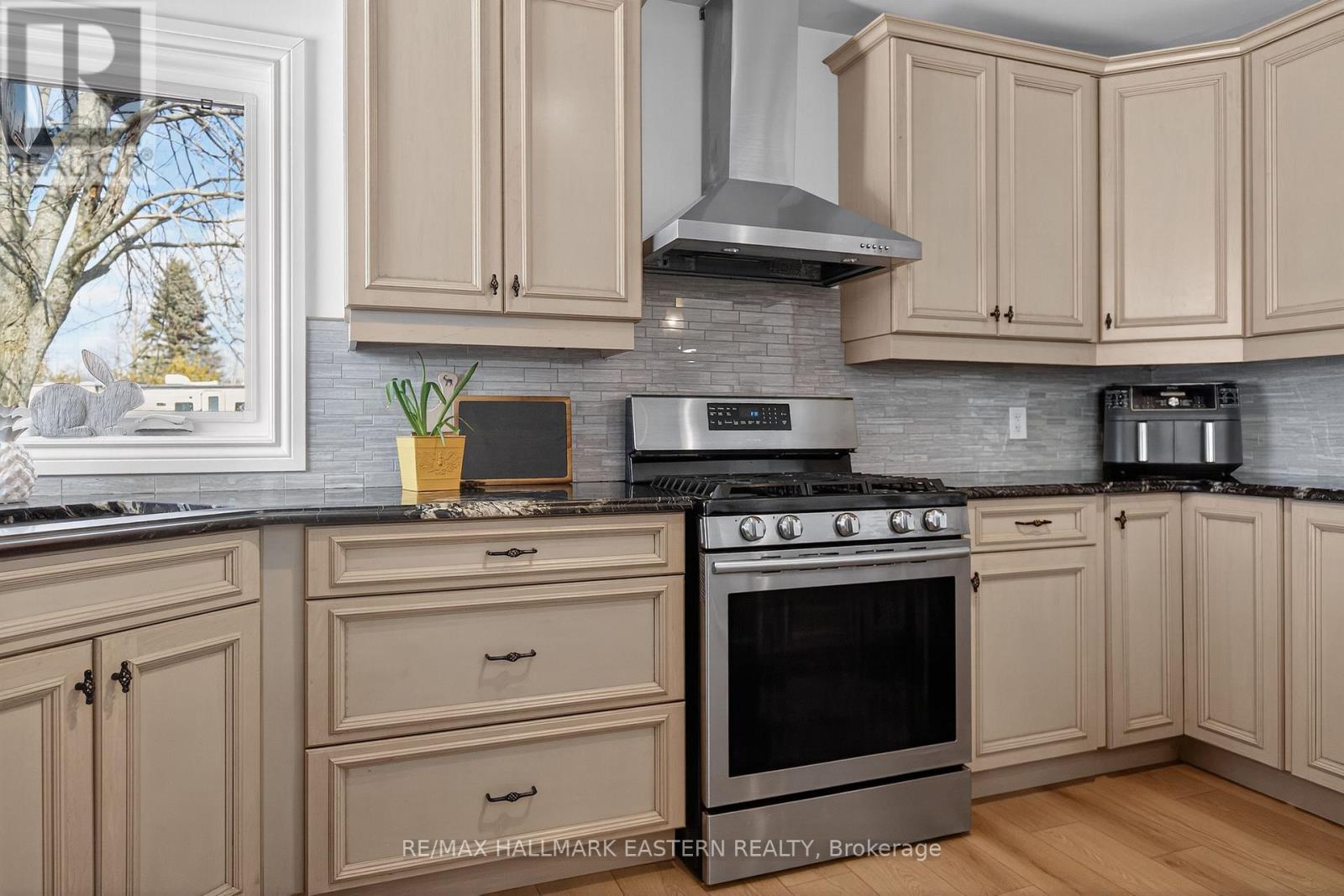 120 Victoria Drive, Kawartha Lakes, Ontario  K0M 1G0 - Photo 20 - X12885570