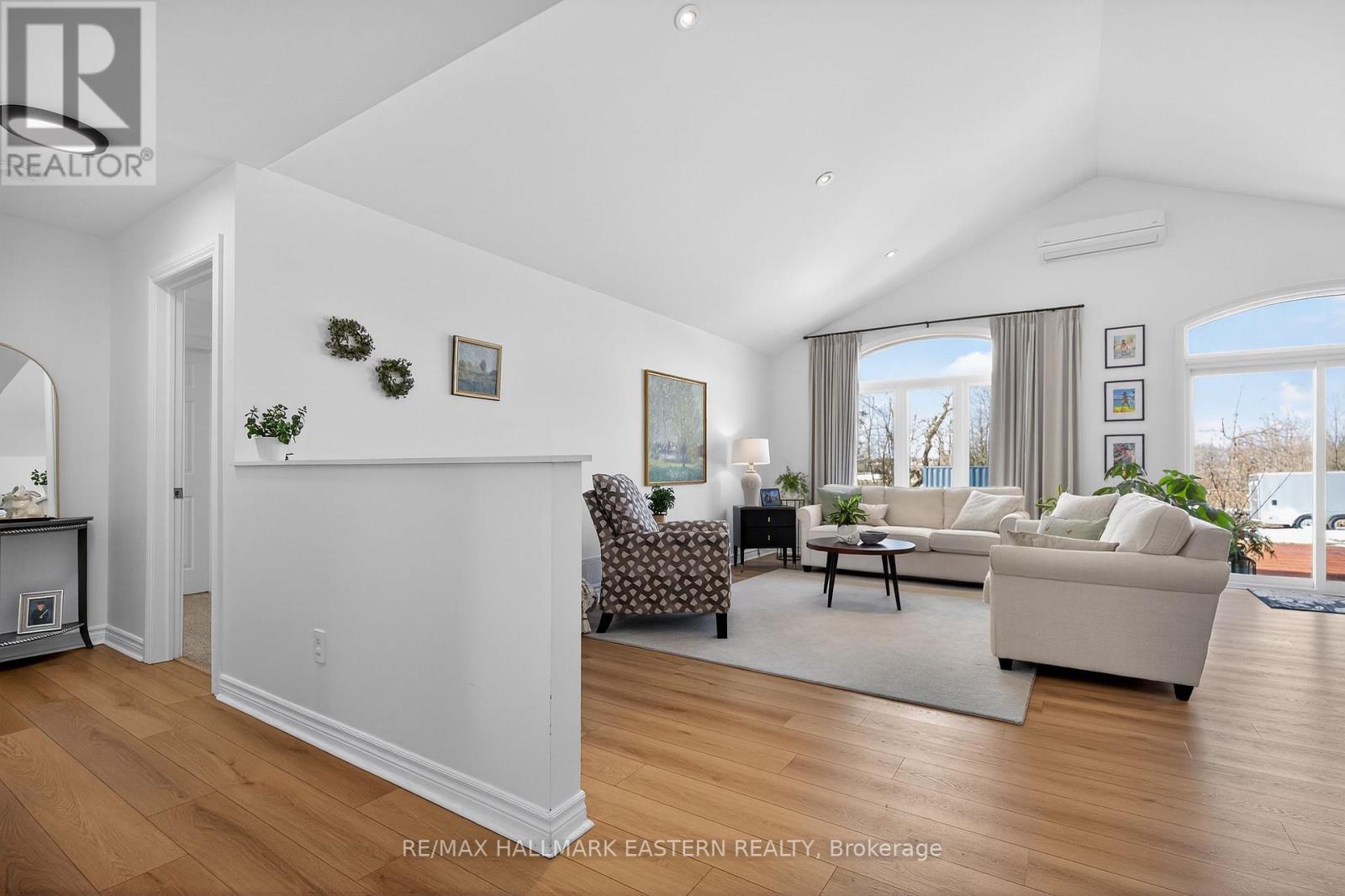 120 Victoria Drive, Kawartha Lakes, Ontario  K0M 1G0 - Photo 6 - X12885570