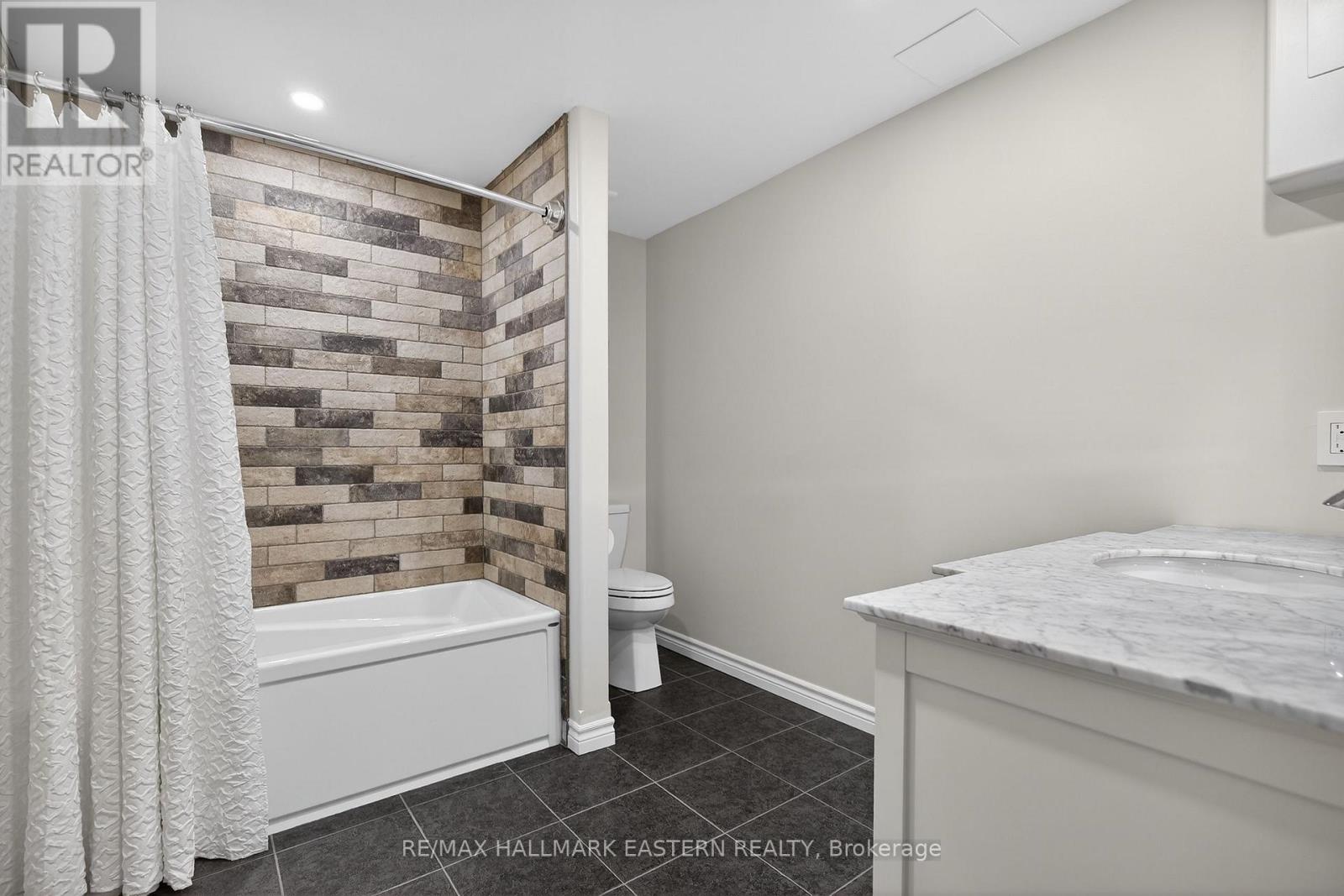 120 Victoria Drive, Kawartha Lakes, Ontario  K0M 1G0 - Photo 45 - X12885570