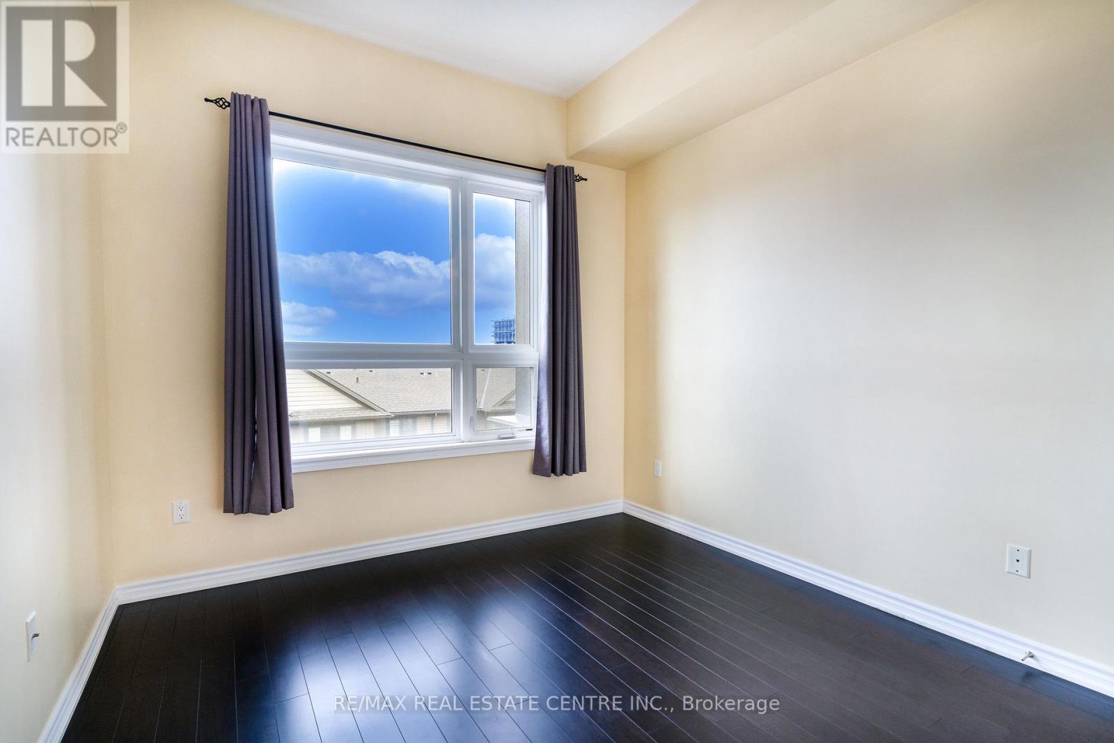 413 - 35 Southshore Crescent, Hamilton, Ontario L8E 0J2 - Photo 11 - X12905458