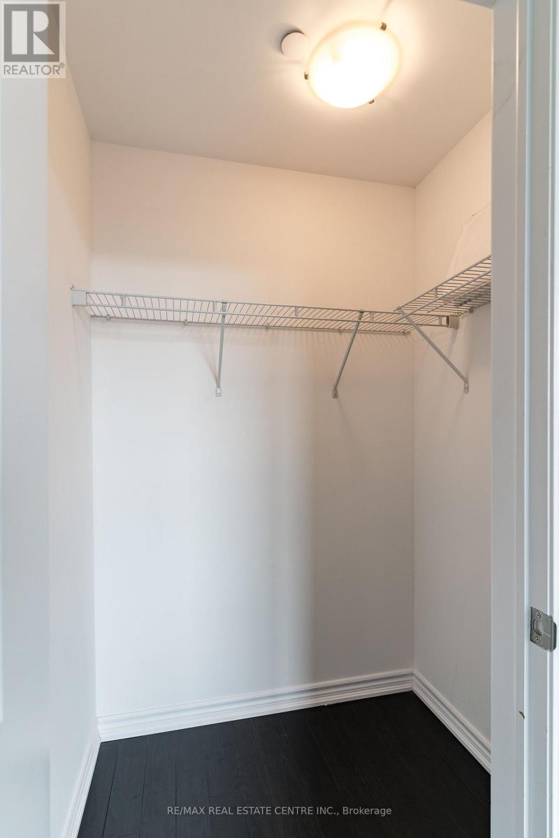 413 - 35 Southshore Crescent, Hamilton, Ontario L8E 0J2 - Photo 15 - X12905458