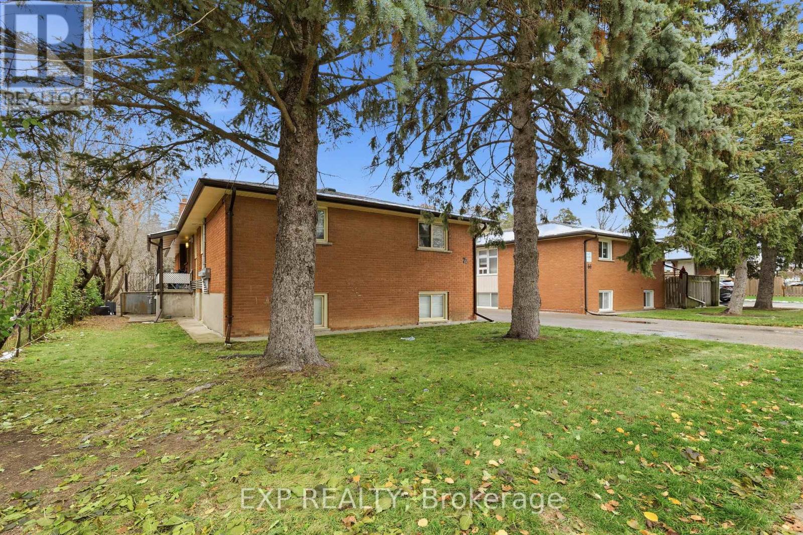 72 Barbara Crescent, Kitchener, Ontario  N2M 4N2 - Photo 2 - X12905468