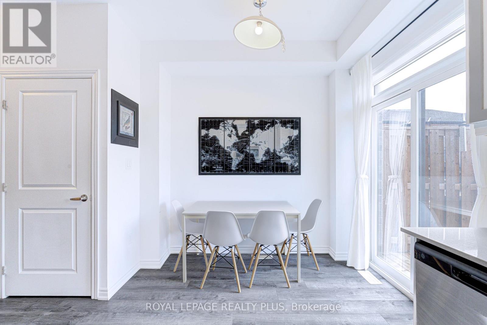 98 - 61 Soho Street, Hamilton, Ontario  L8J 0M6 - Photo 10 - X12905470