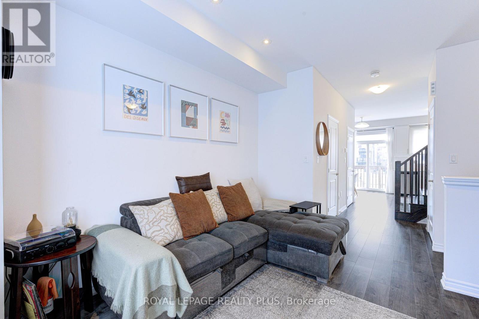 98 - 61 Soho Street, Hamilton, Ontario  L8J 0M6 - Photo 5 - X12905470