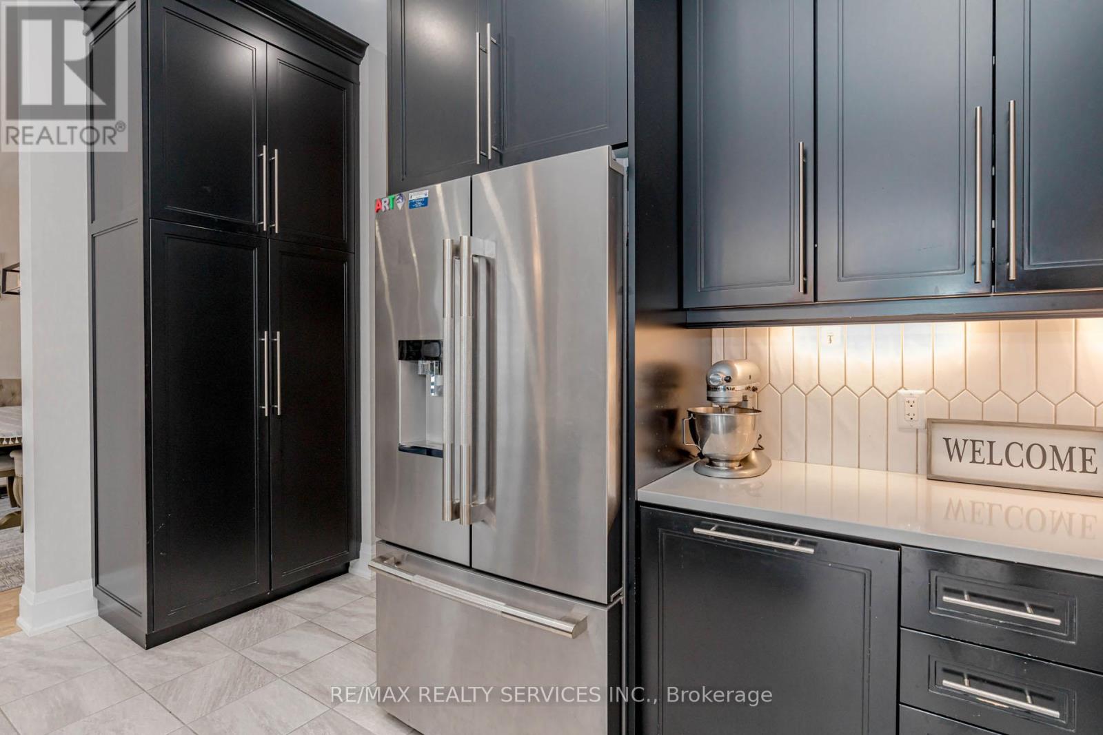 130 Pondcliffe Drive, Kitchener, Ontario  N2R 0M4 - Photo 17 - X12905484