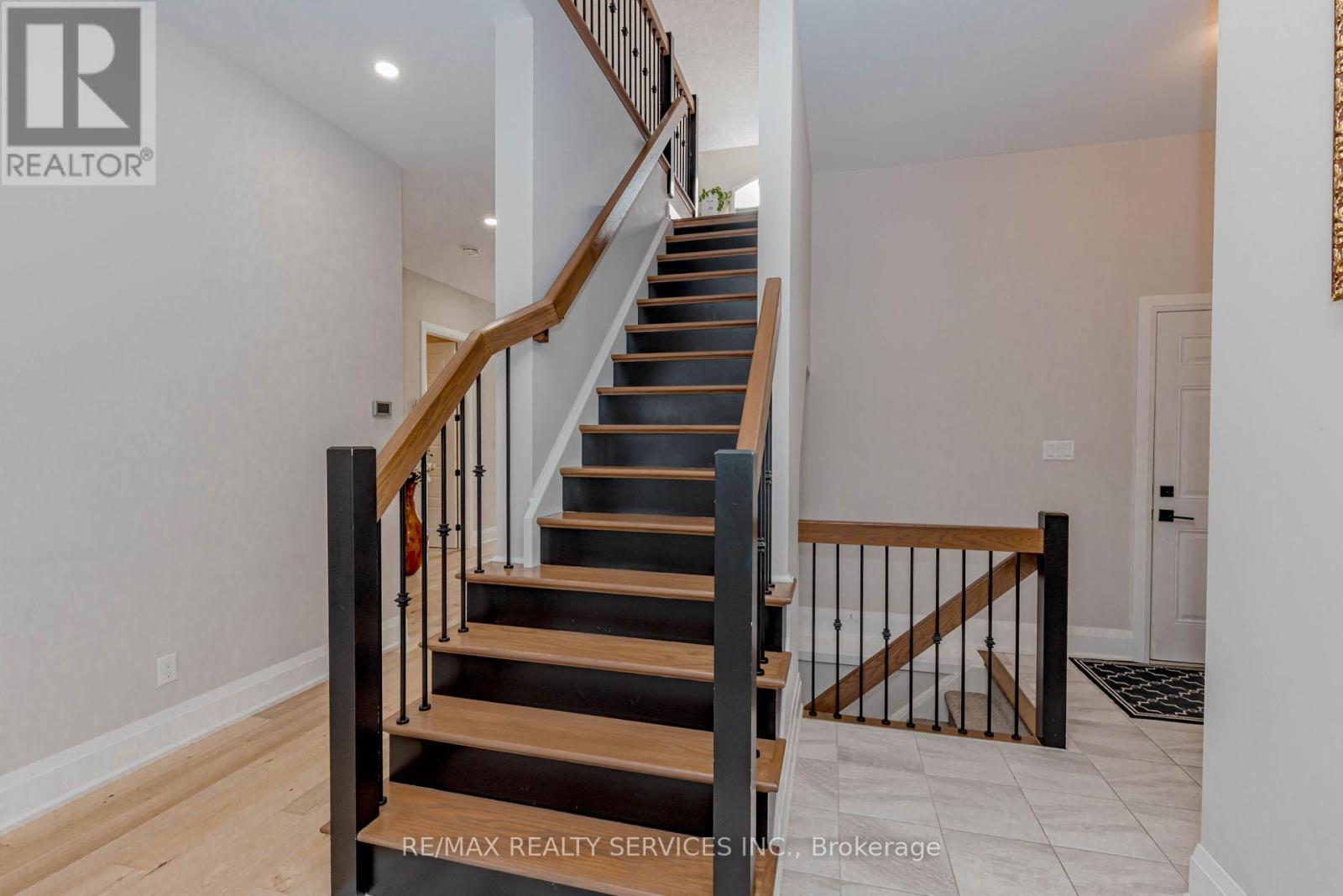 130 Pondcliffe Drive, Kitchener, Ontario  N2R 0M4 - Photo 25 - X12905484