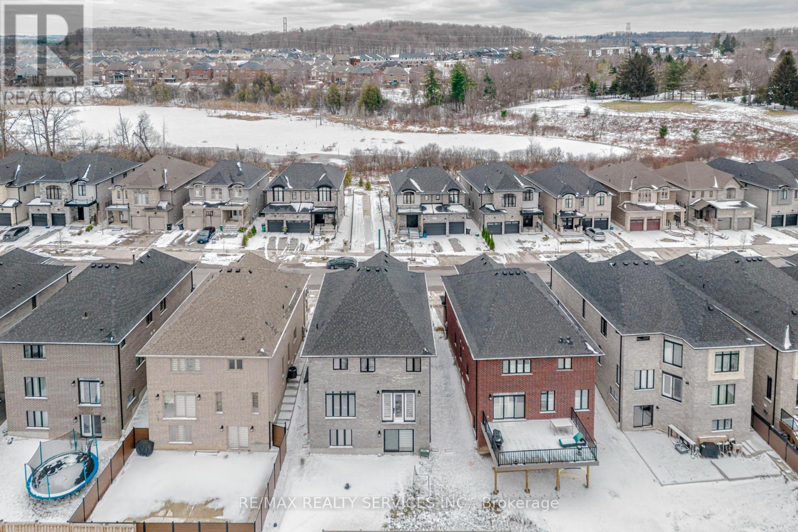 130 Pondcliffe Drive, Kitchener, Ontario  N2R 0M4 - Photo 50 - X12905484