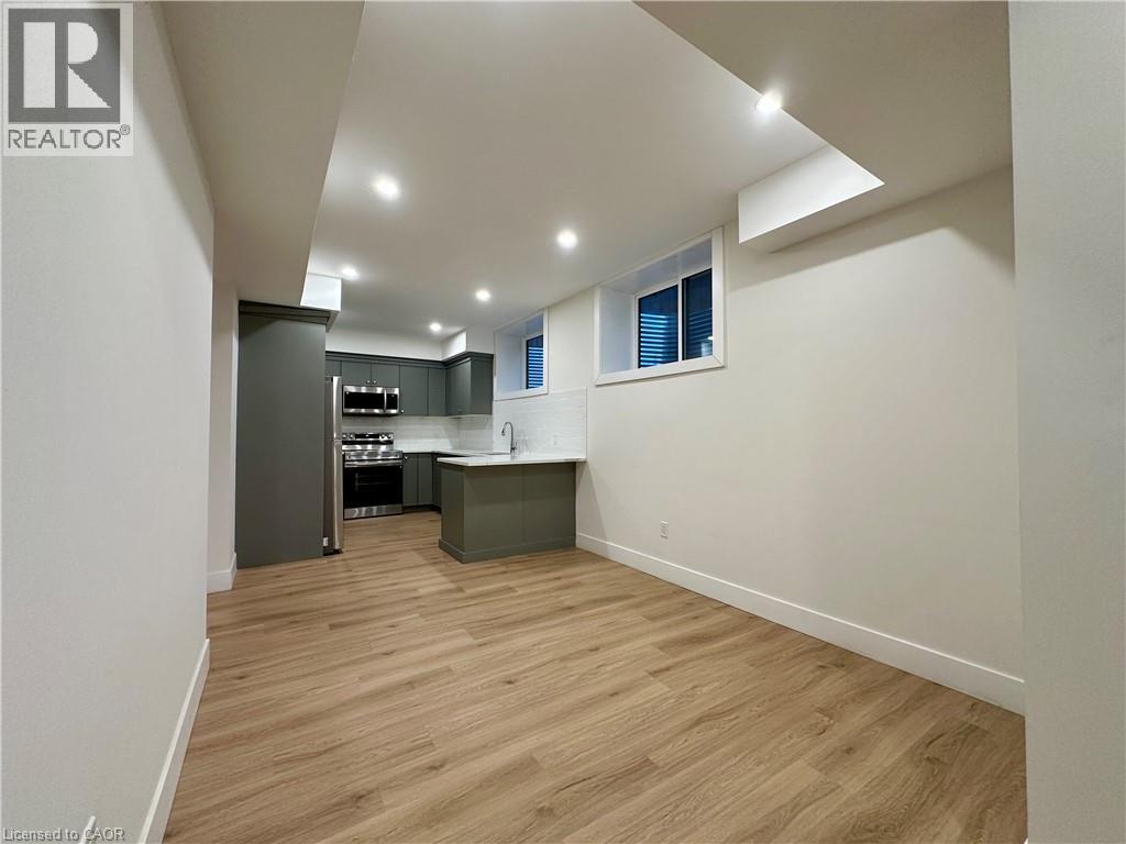 18 Stanley Avenue Unit# Basement, Kitchener, Ontario  N2K 1C5 - Photo 4 - 40812876