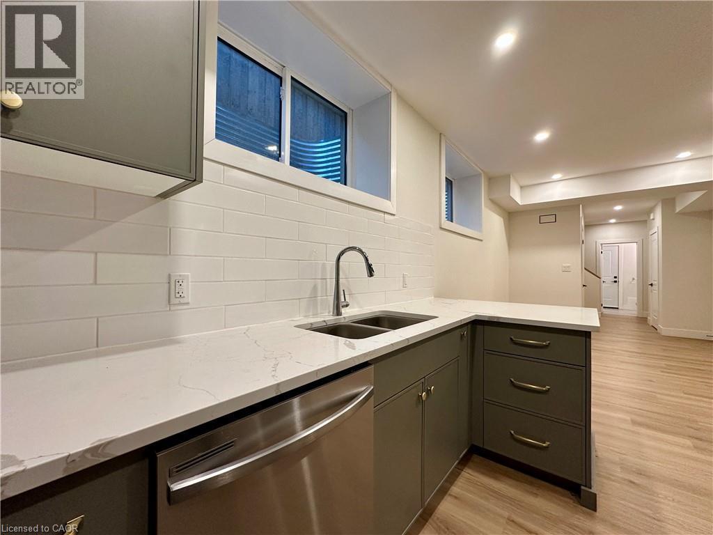 18 Stanley Avenue Unit# Basement, Kitchener, Ontario  N2K 1C5 - Photo 8 - 40812876