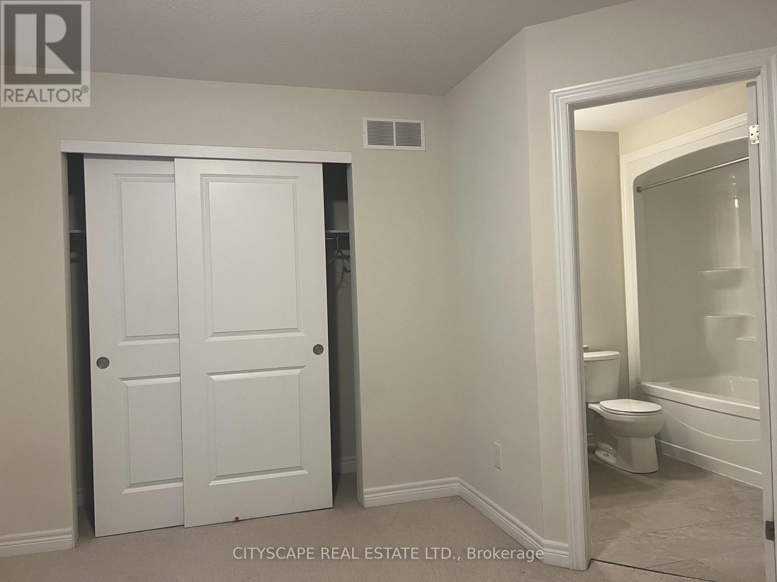 83 - 7768 Ascot Circle, Niagara Falls, Ontario  L2H 3P9 - Photo 10 - X12904114