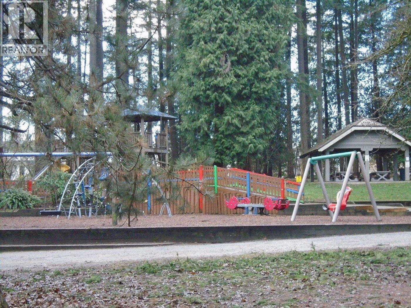 1904 280 Ross Drive, New Westminster, British Columbia  V3L 0C2 - Photo 36 - R3102059