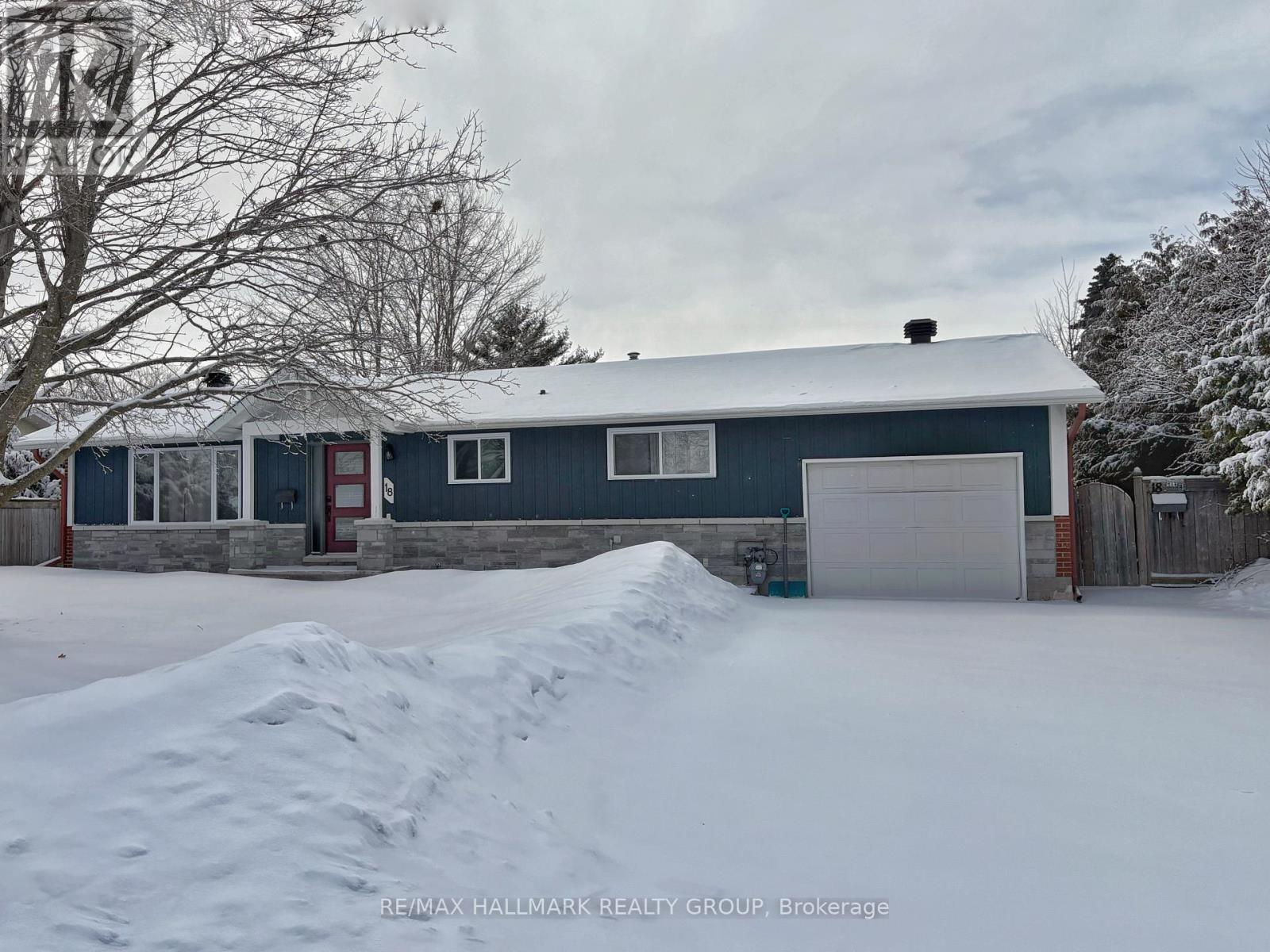 18 FOREST PARK AVENUE W, Ottawa, Ontario