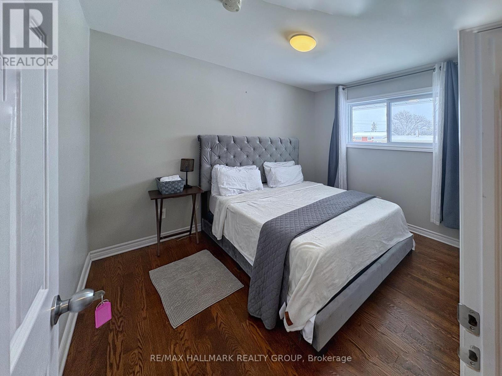 18 Forest Park Avenue, Ottawa, Ontario  K2E 5A1 - Photo 13 - X12905536