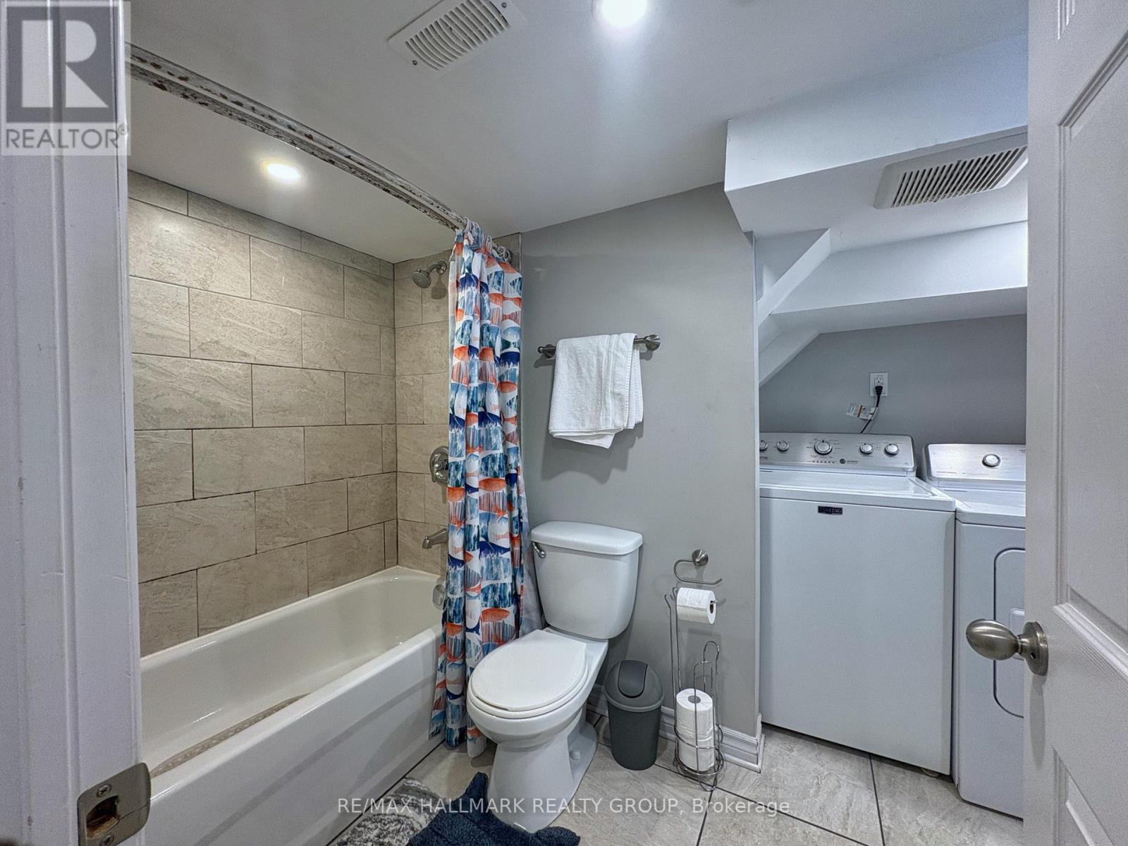 18 Forest Park Avenue, Ottawa, Ontario  K2E 5A1 - Photo 33 - X12905536