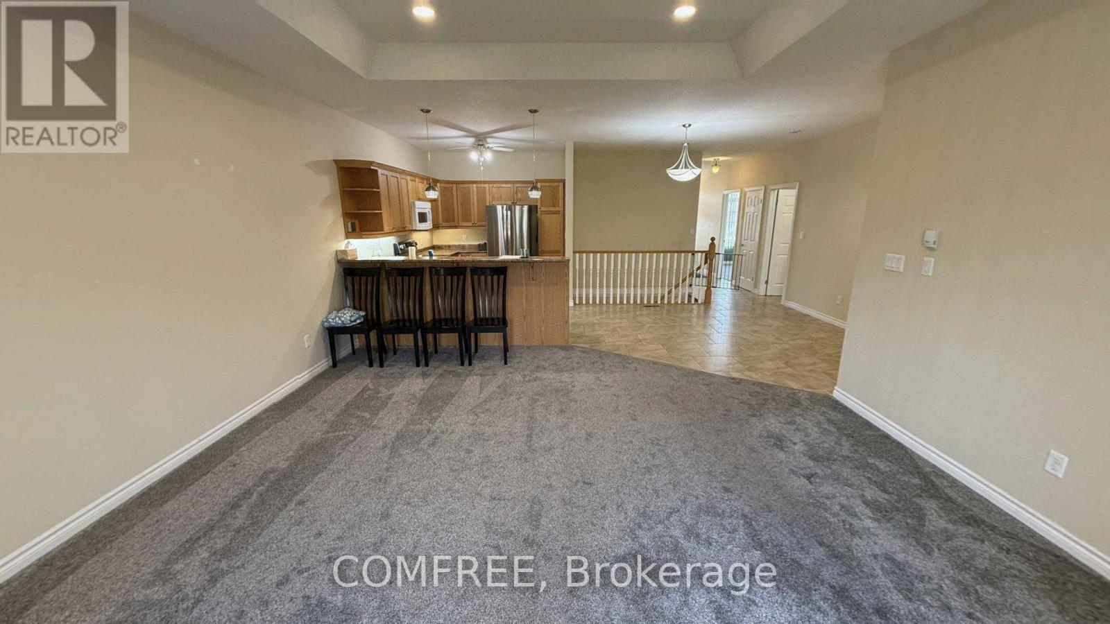 1 - 220 Walnut Street, Lucan Biddulph, Ontario N0M 2J0 - Photo 2 - X12905540