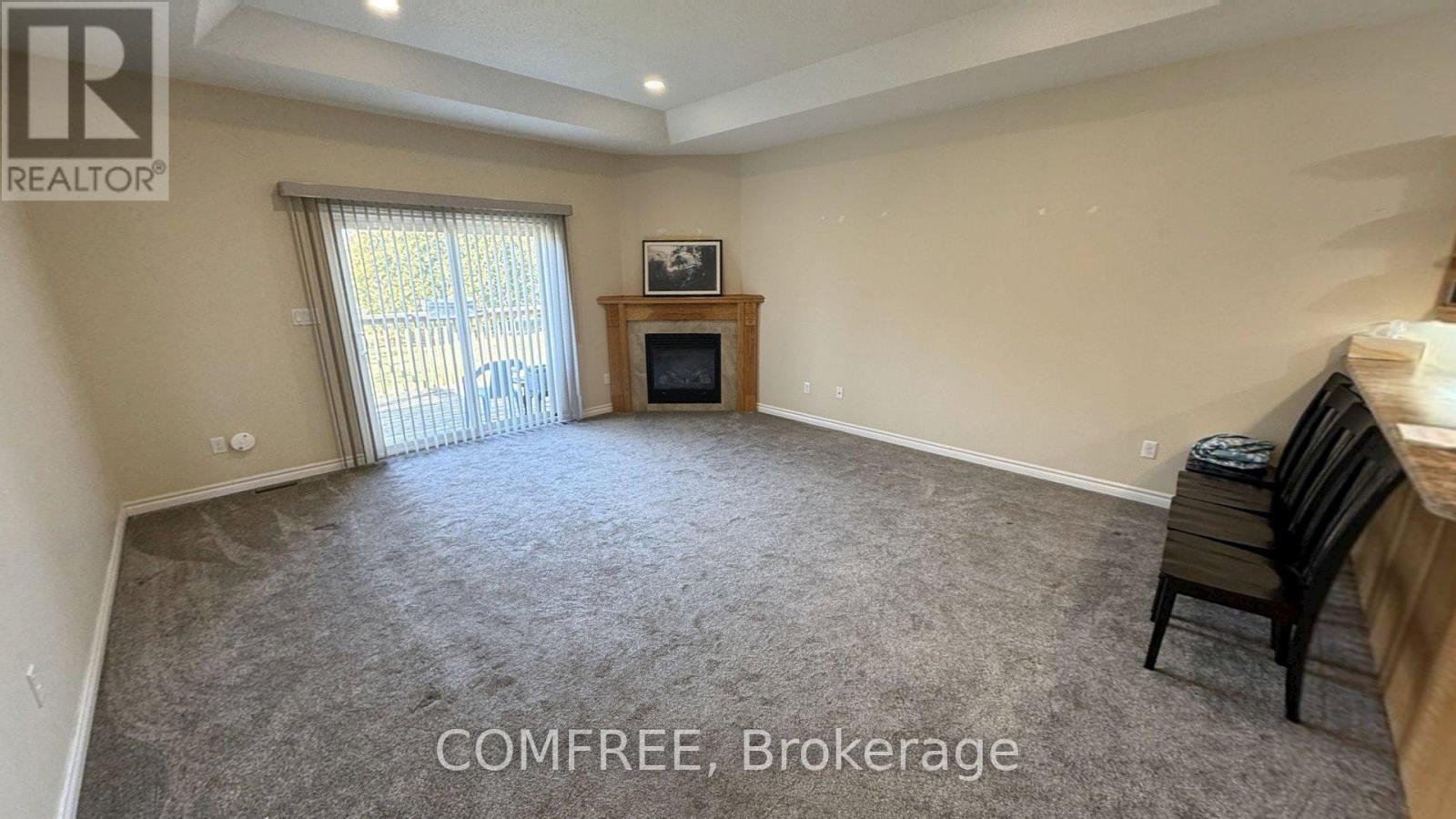 1 - 220 Walnut Street, Lucan Biddulph, Ontario N0M 2J0 - Photo 3 - X12905540