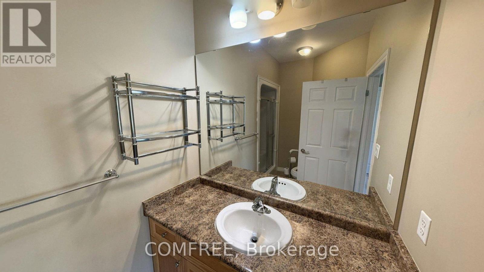 1 - 220 Walnut Street, Lucan Biddulph, Ontario N0M 2J0 - Photo 9 - X12905540