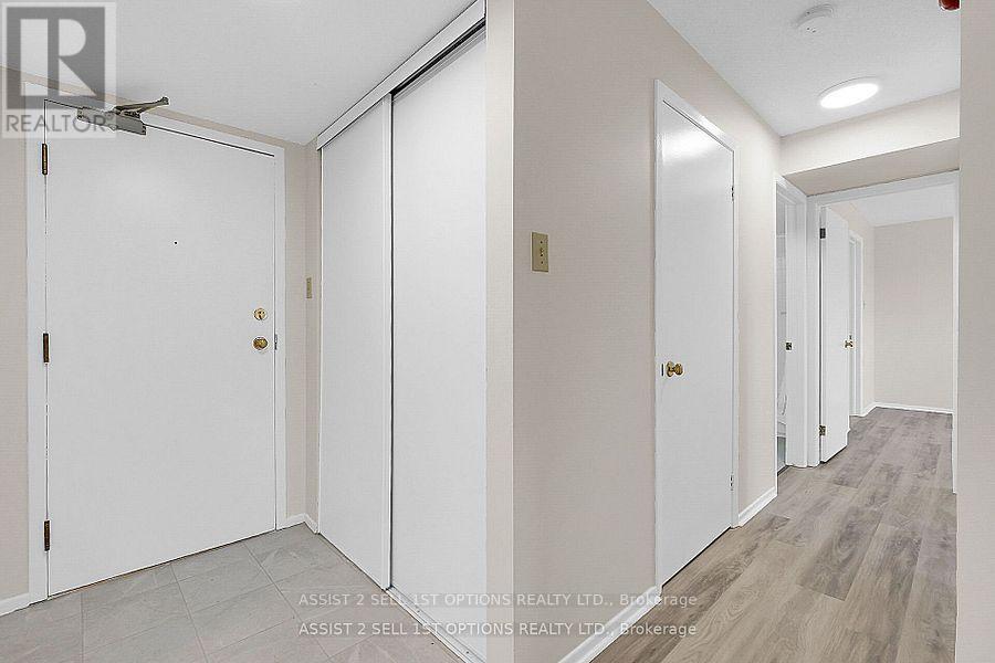 311 - 268 Lorry Greenberg Drive, Ottawa, Ontario  K1T 3K1 - Photo 5 - X12905554