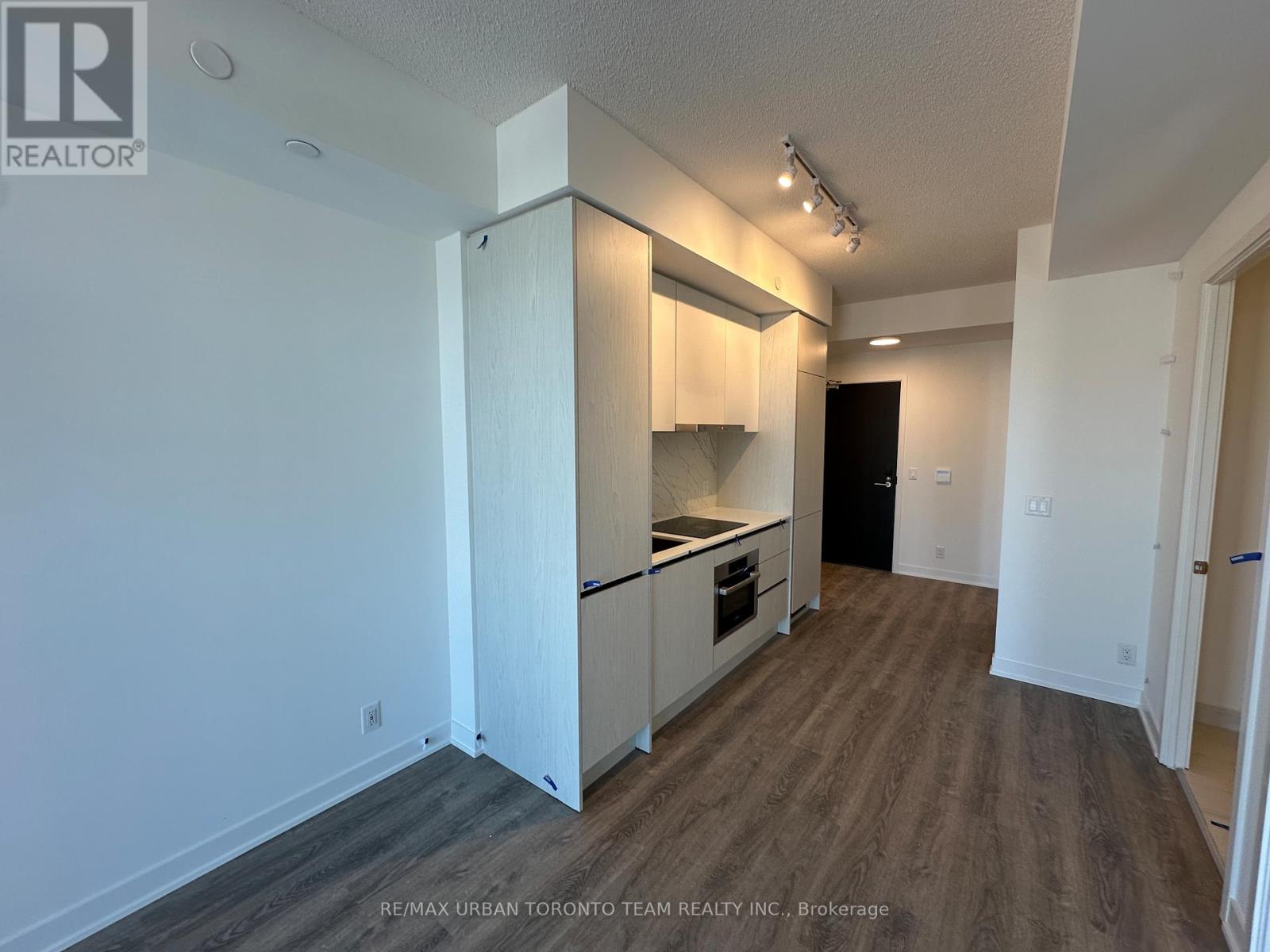 3615 - 180 Front Street E, Toronto, Ontario  M5A 0K9 - Photo 5 - C12905514