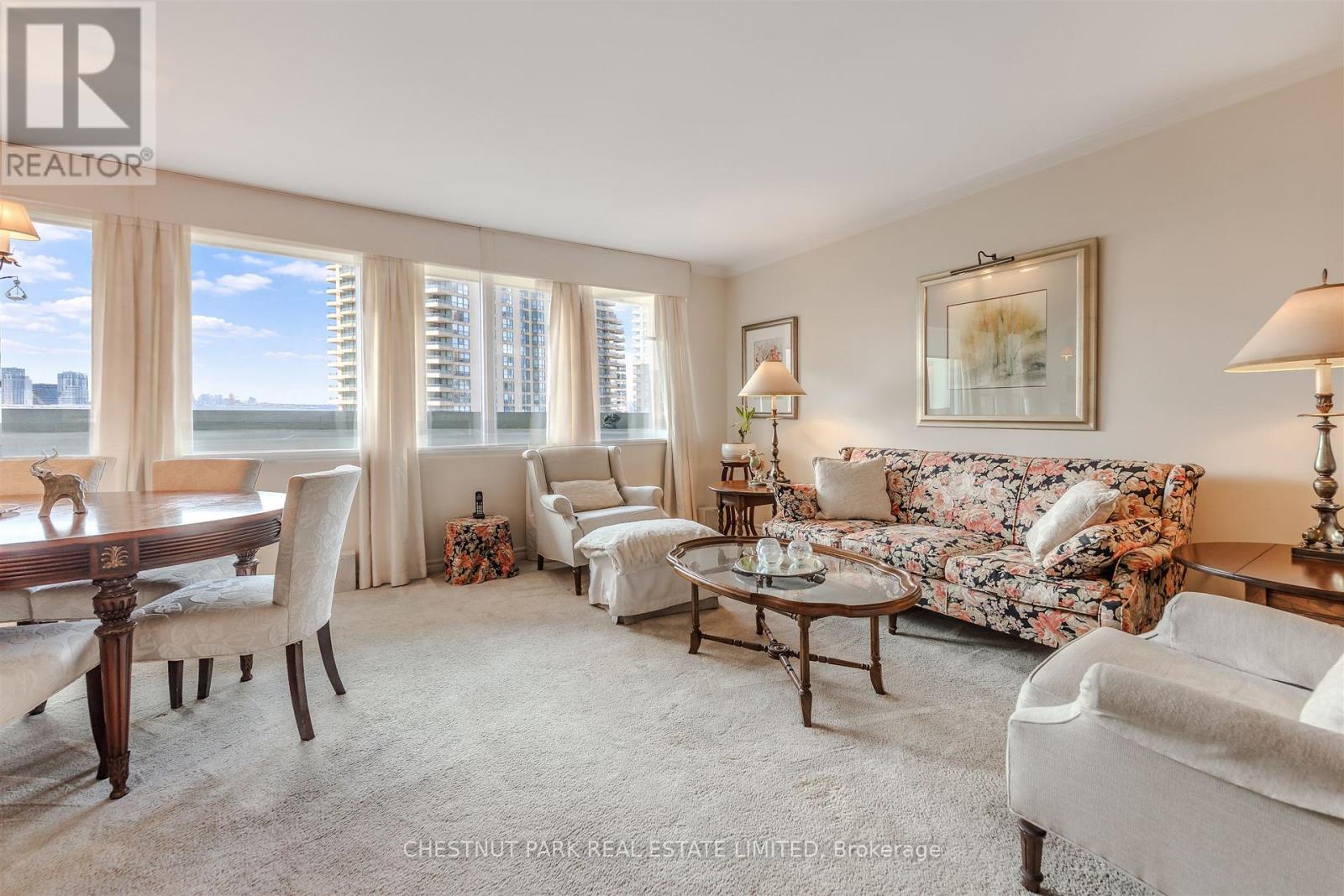 1501 - 75 Wynford Heights Crescent, Toronto, Ontario  M3C 3H9 - Photo 10 - C12905574