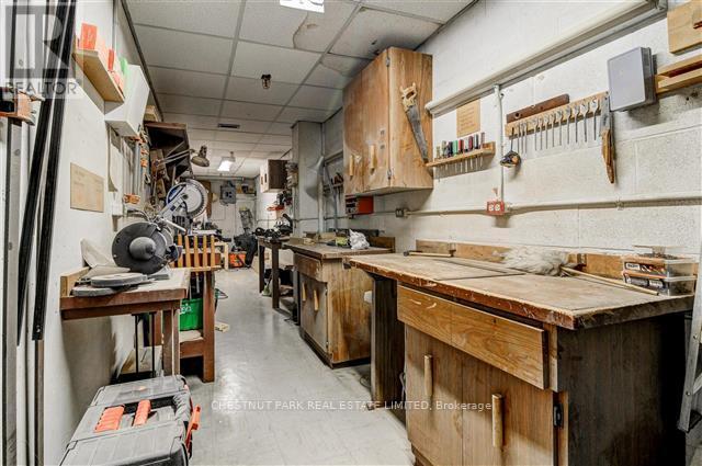 1501 - 75 Wynford Heights Crescent, Toronto, Ontario  M3C 3H9 - Photo 47 - C12905574