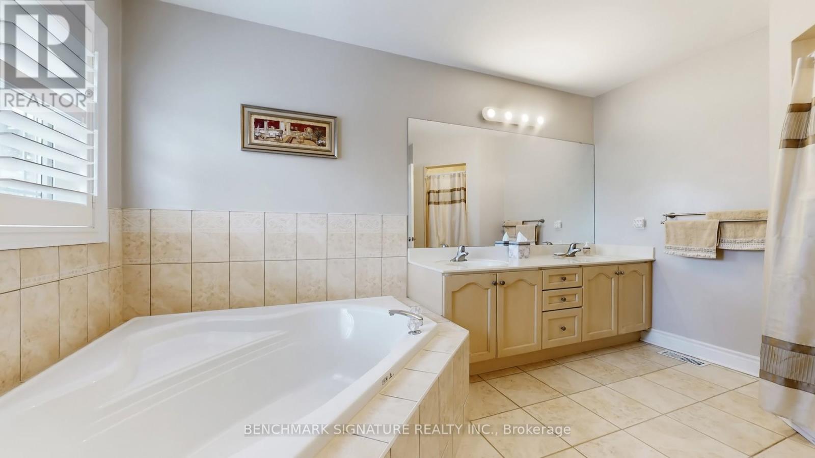 105 Doris Avenue, Toronto, Ontario M2N 4T2 - Photo 25 - C12905576